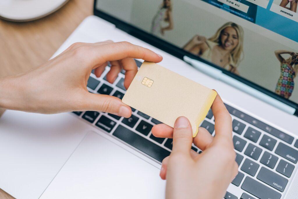 Mail Order Nedir? Nasıl Yapılır?